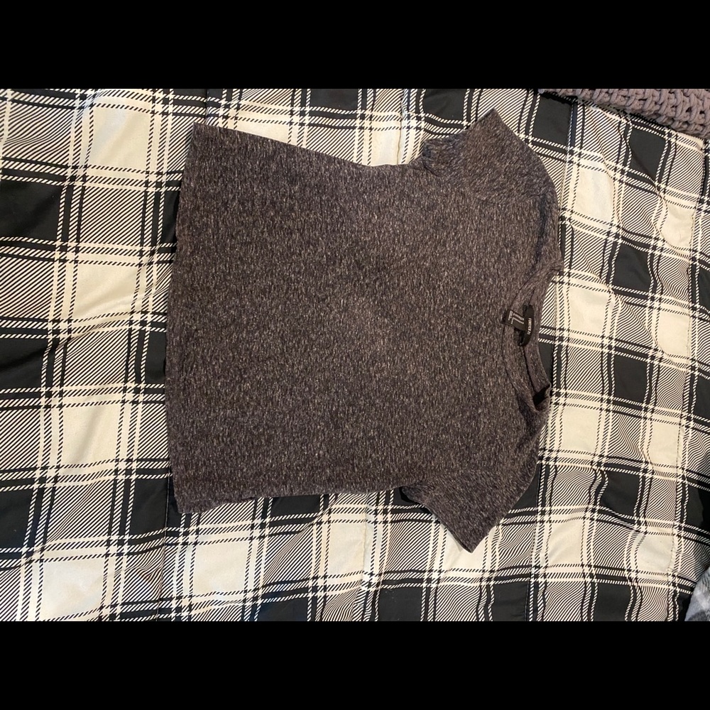 Basic cropped tshirt